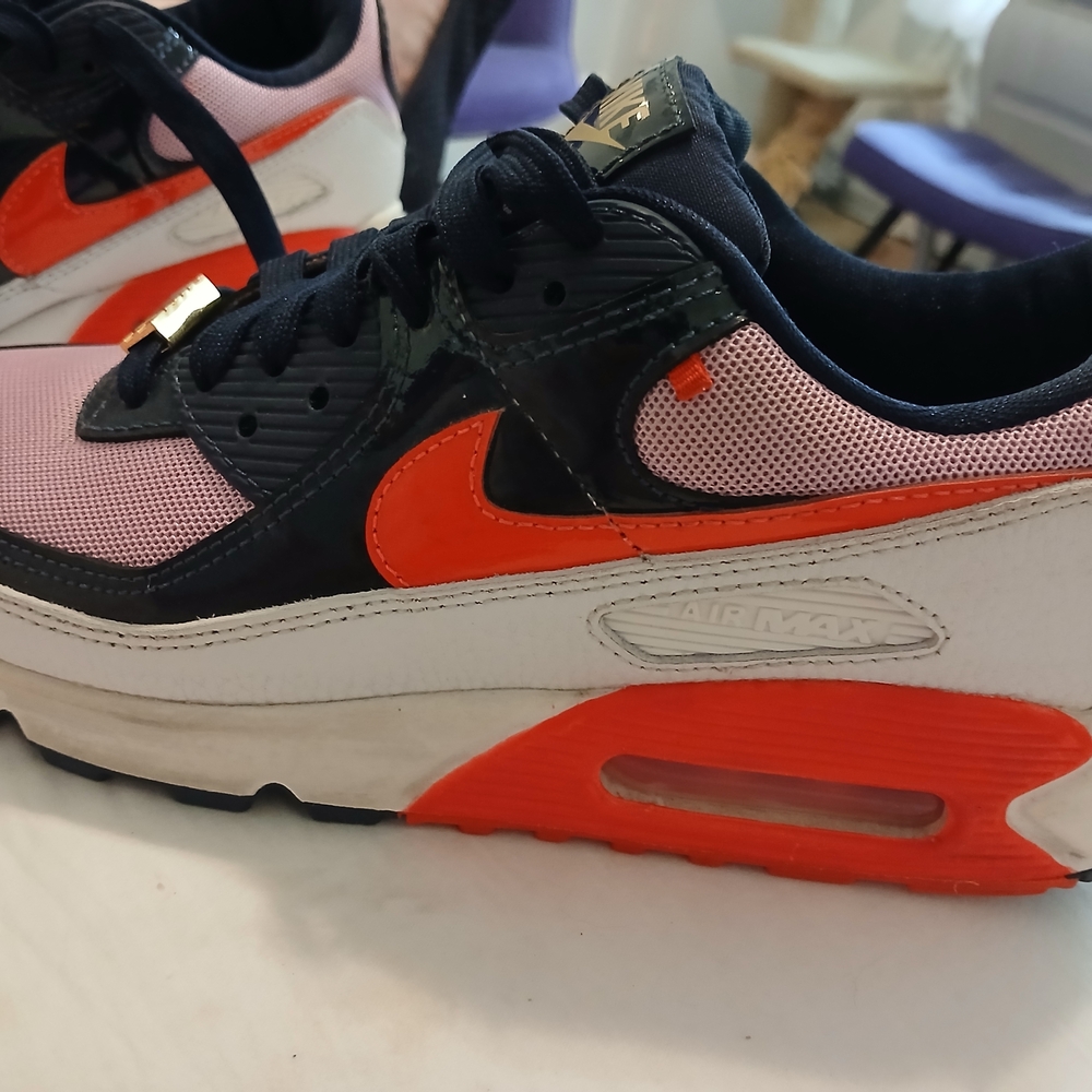 Nike Air Max Low Top Sneakers - Pink, Orange, Navy